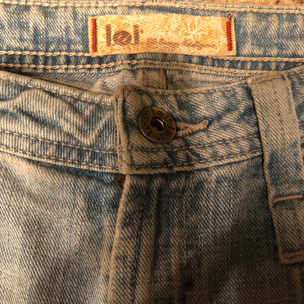 Lei Jean capris size 7
